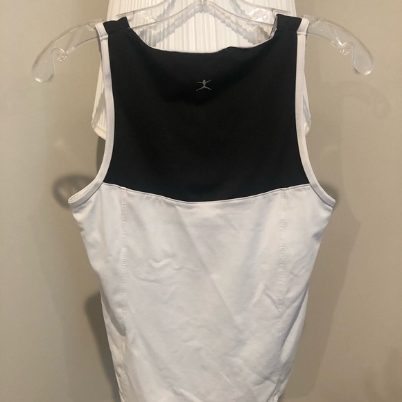 Danskin Workout Top with Built in Bra - Picture 5 of 5